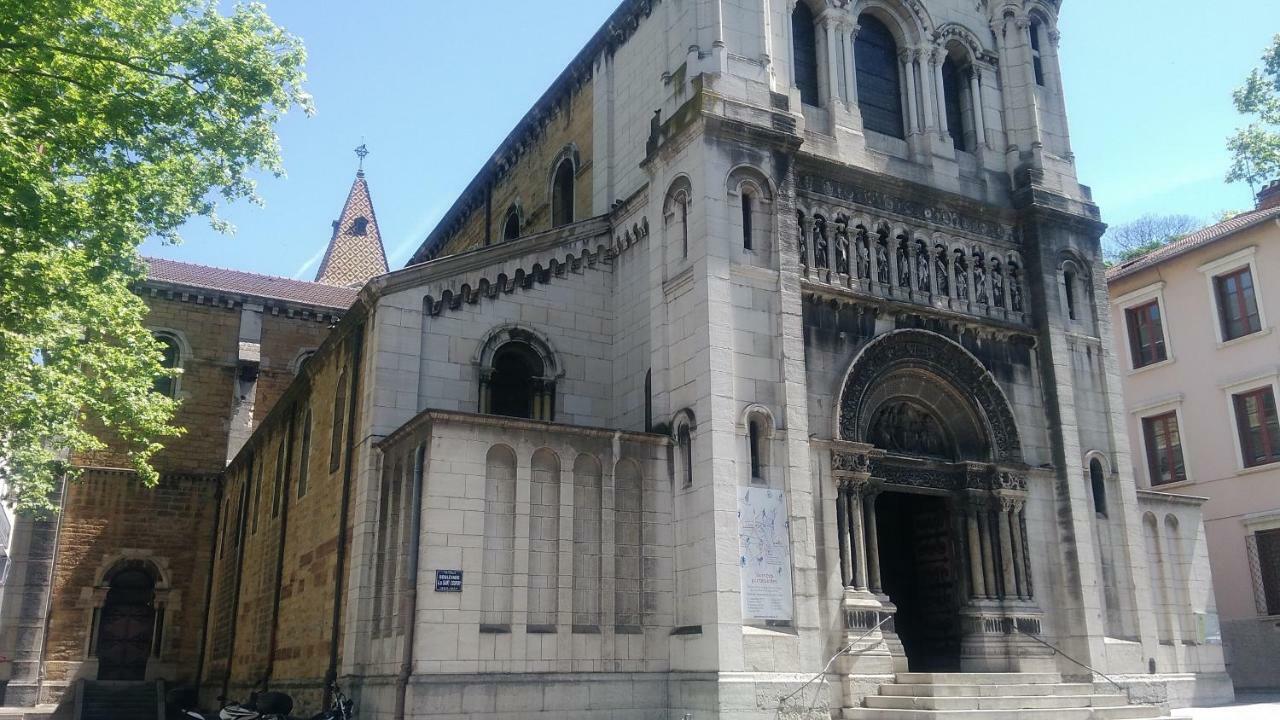 T3 55M2 & Garage, Proche Saone, Et 5 Min Vieux Lyon Via Metro D Apartment ภายนอก รูปภาพ